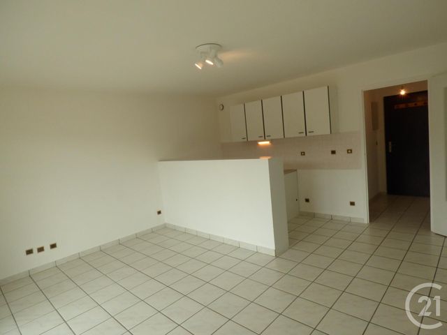 Appartement F1 à louer - 1 pièce - 30.42 m2 - RUMILLY - 74 - RHONE-ALPES - Century 21 Cd Immo