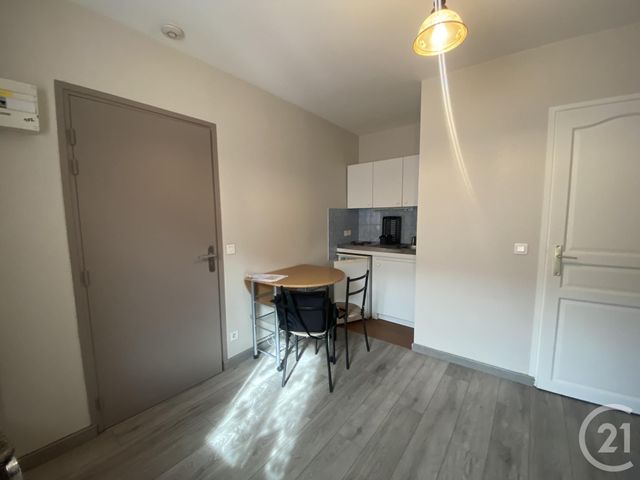 Appartement F1 à louer - 1 pièce - 15.0 m2 - ENTRELACS - 73 - RHONE-ALPES - Century 21 Cd Immo