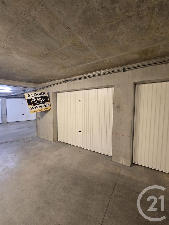 parking à louer - 17.5 m2 - RUMILLY - 74 - RHONE-ALPES - Century 21 Cd Immo